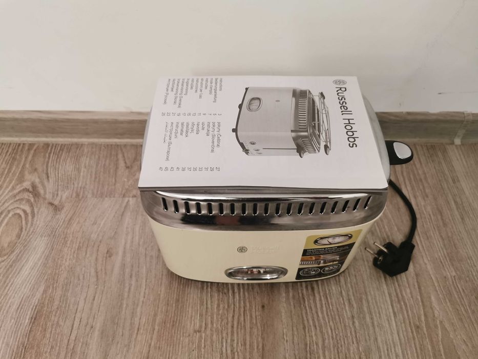 Prăjitor pâine Russel Hobs