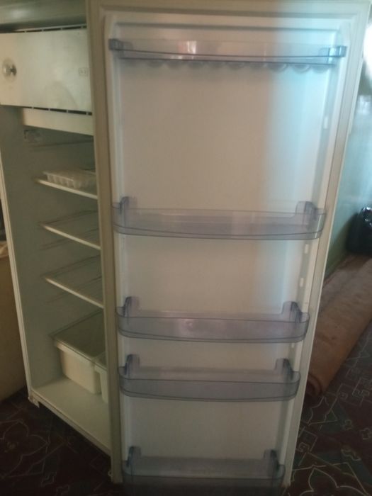 Холодильник "Бирюса" однокамерный