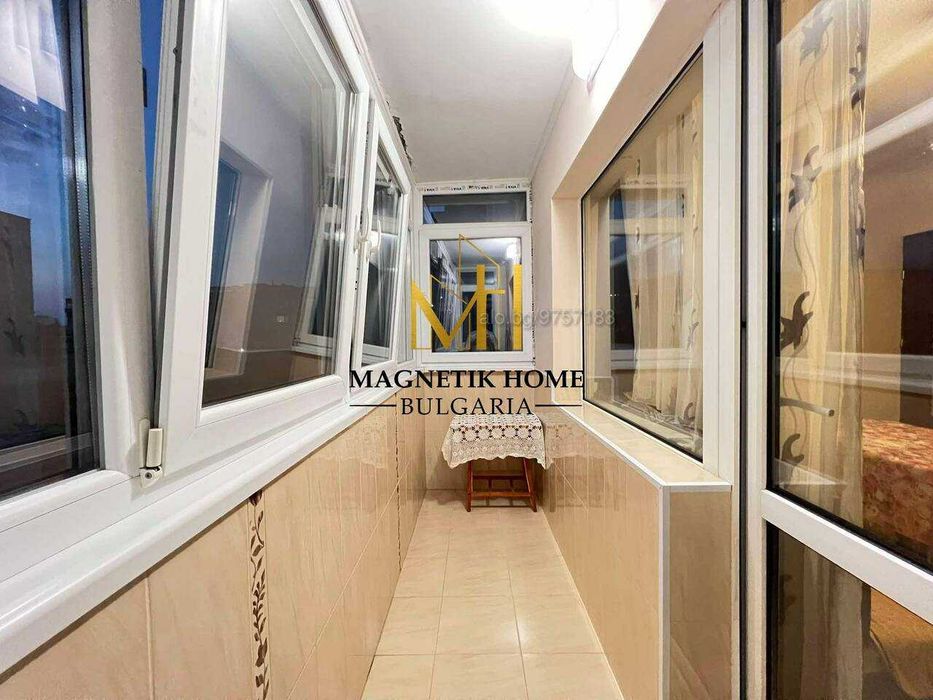 Дава се под наем Четиристаен апартамент в Бургас, Зорница - 95 кв.м за 612 € - Снимка #4