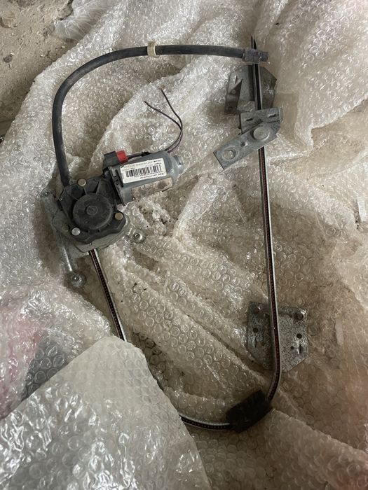 Машинка за ел.стакло