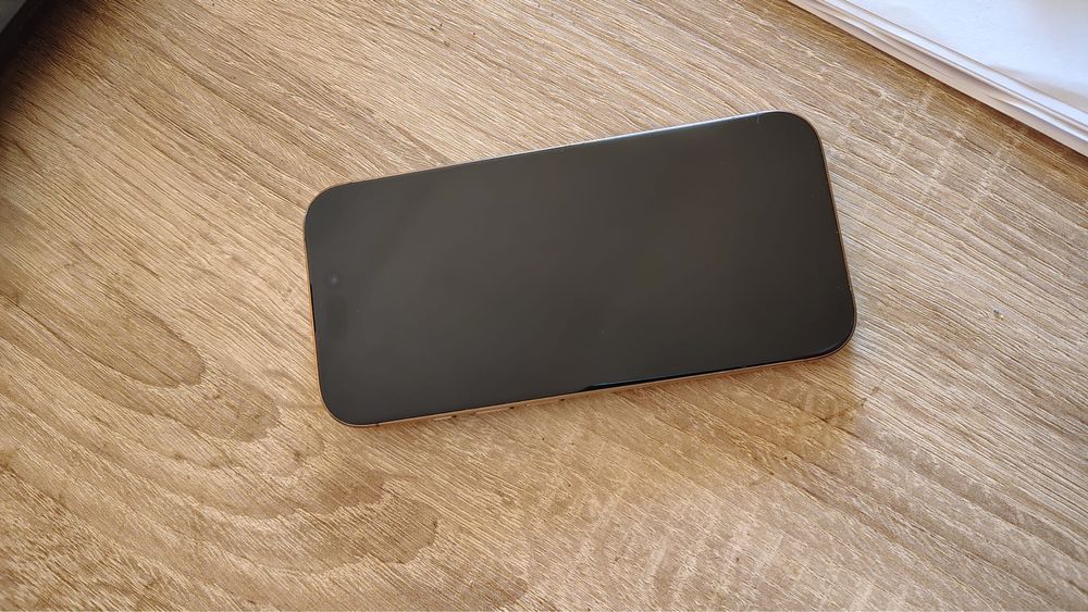 Iphone 16 pro 256 gb folosit putin