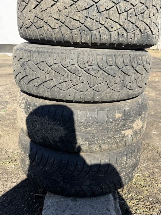 Продам шины с дисками 185/65R14