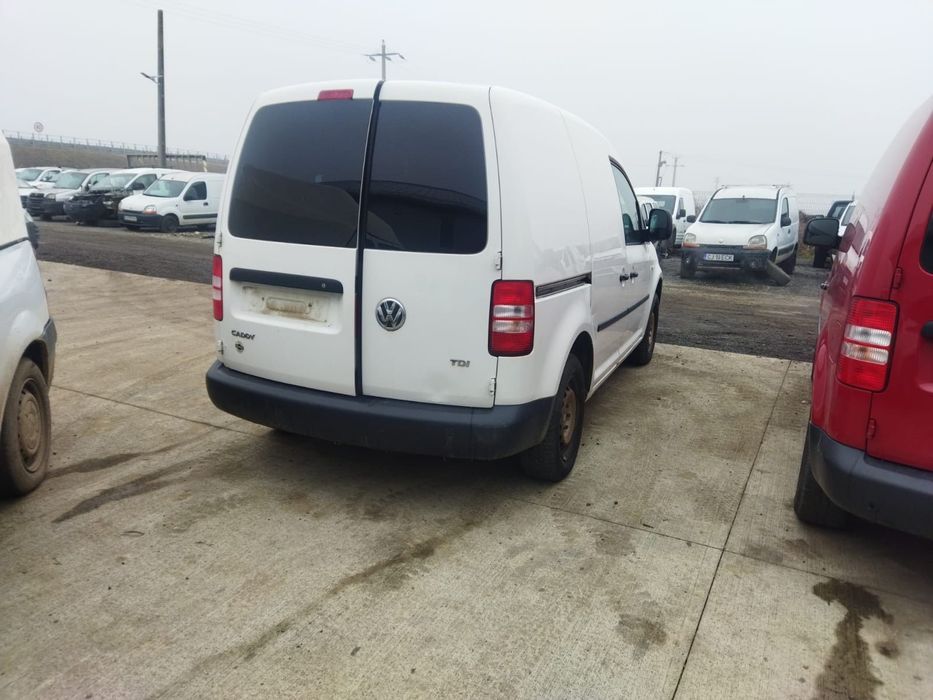Dezmembram Volkswagen Caddy, an 2012, 1.6 TDI euro 5