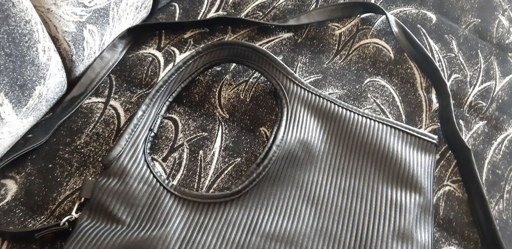 Дамски чанти (големи)