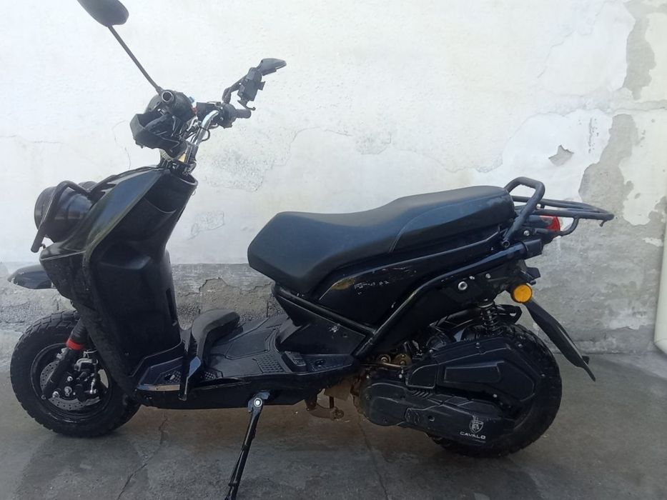 Skuter minyon iwlari yo olasla xaydisla