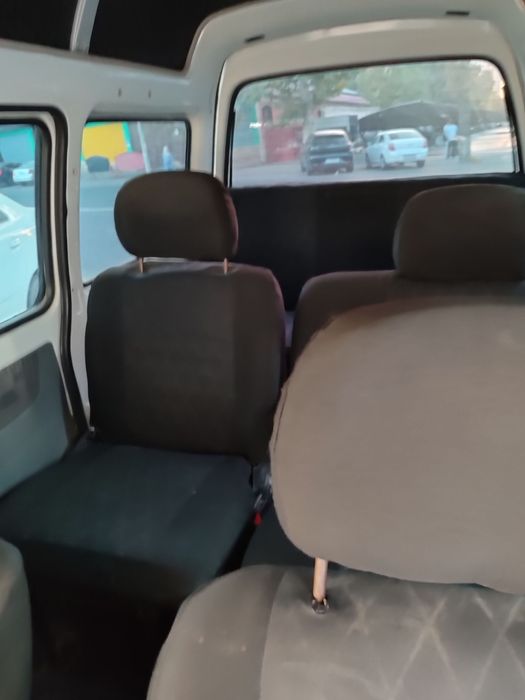 Damas srochna sotiladi