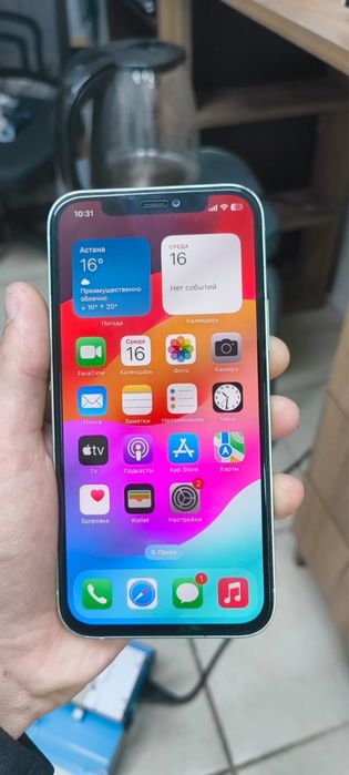 Продам iphone 12