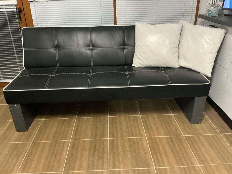 Продавам канапе/диван