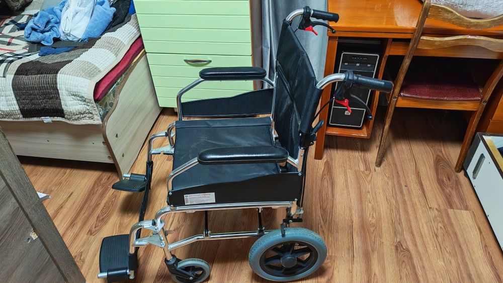 Продам кресло инвалидное