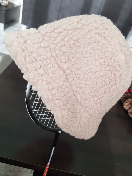 Нови шапки меки и топли