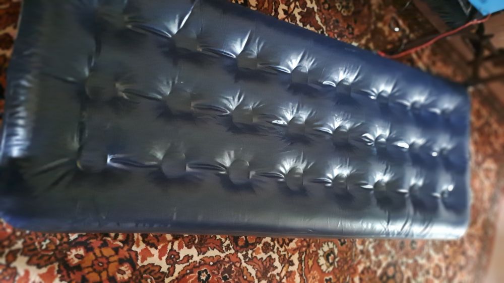 Матрас надувной.