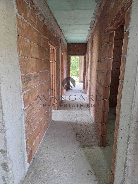 оф.23863 Самостоятелна къща/ с. Брестник