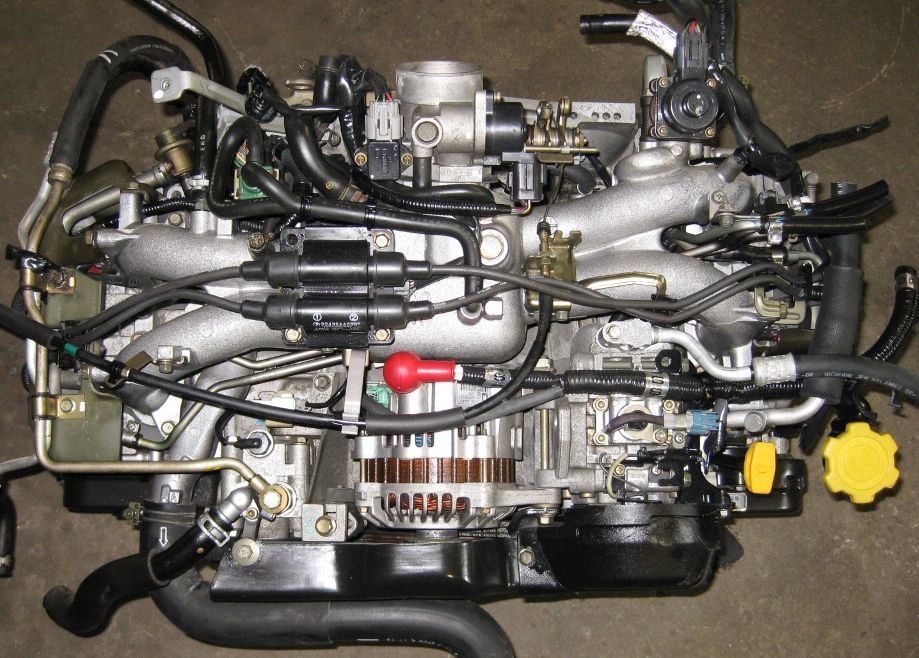 2.5-литровый двигатель Субару EJ251
