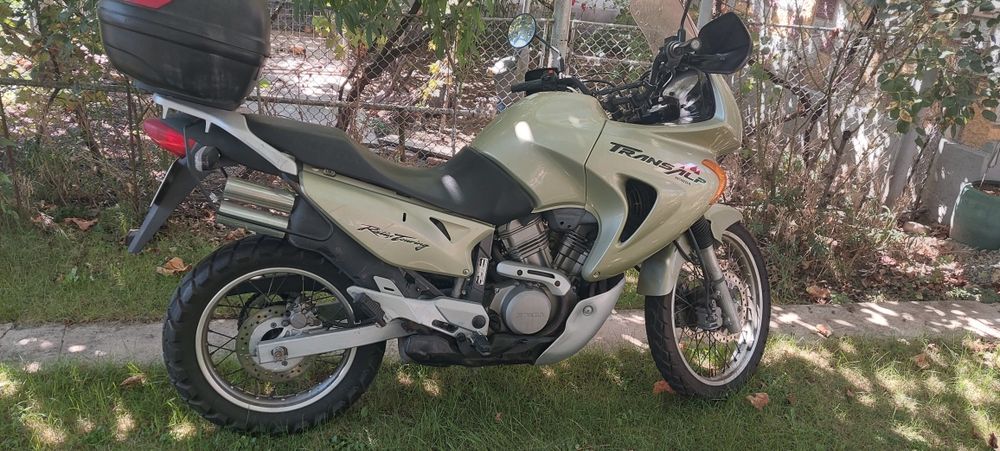 Honda XL650V Transalp – Stare foarte bună / Acte la zi