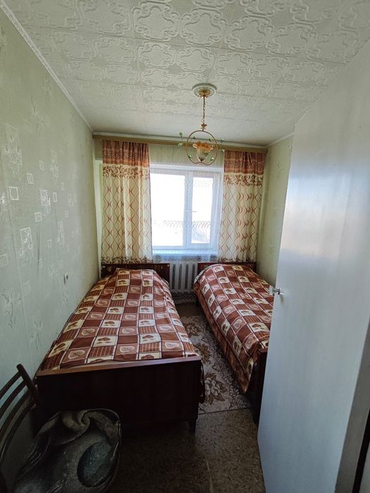 Продаётся 4 комнатная квартира