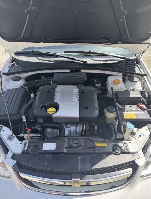 Lasetti 1.8 yaxshi xolatda