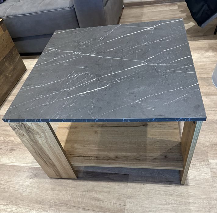 Холна маса с дефект