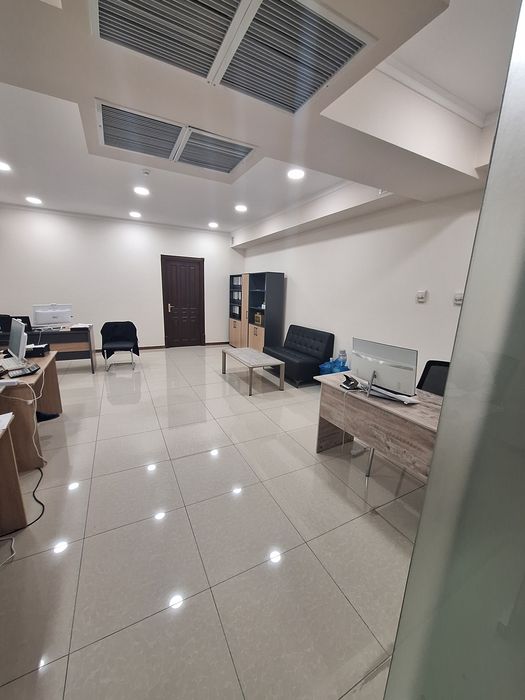 62м² 2 кабинета метро Ойбек 24/7