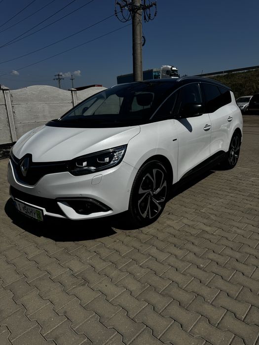 Renault grand scenic BOSE edition