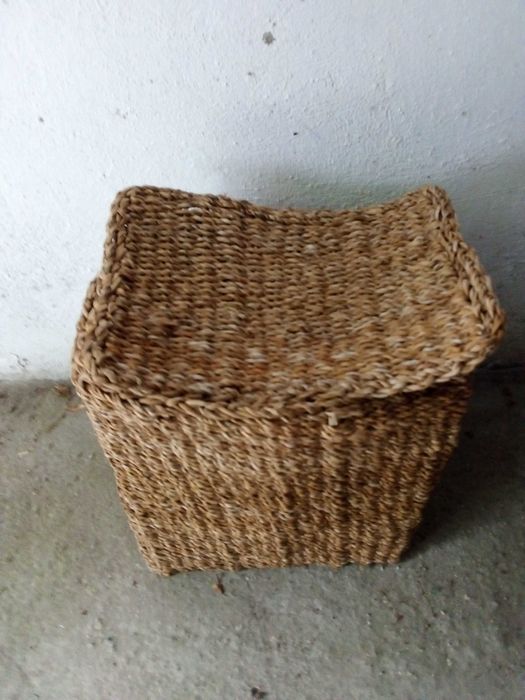 Кош за пране, плетен