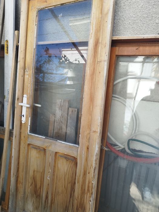 Врати и прозорци.