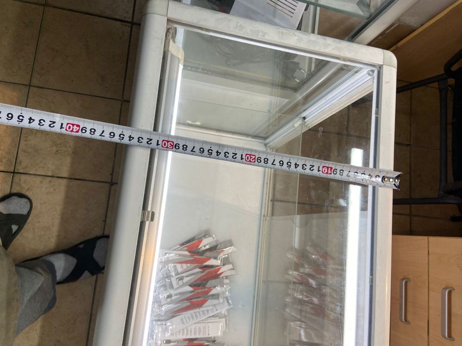 Продам витрины для выставления продажи