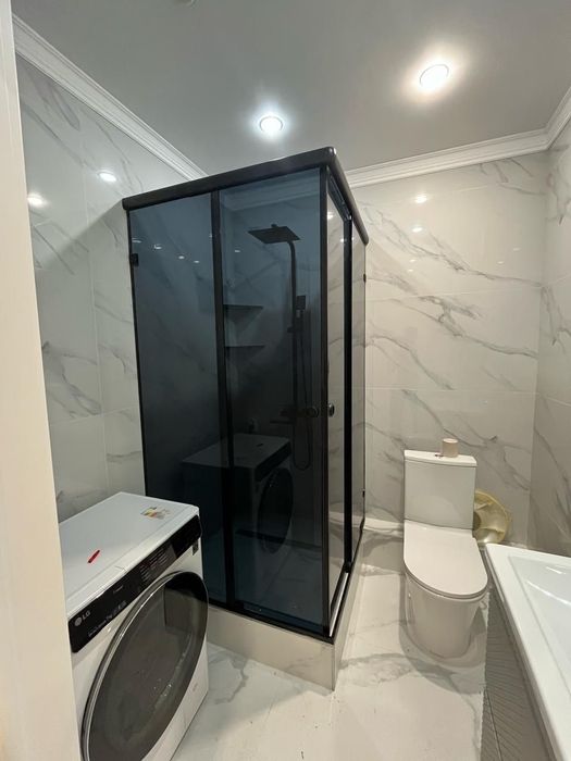 Душевые кабины и шторки для ванны