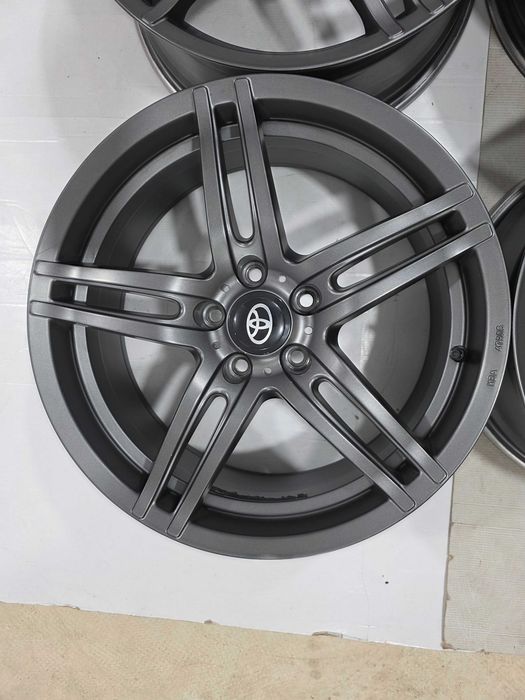 Jante 18 Hyundai Tucson Santa Fe Honda HRV CRV Toyota Chr Tesla 8J et35 5x114.3