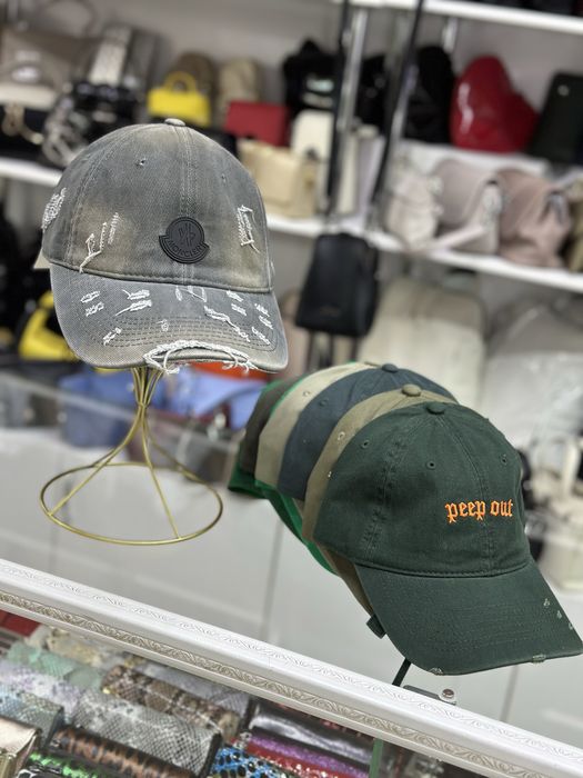 Продаются головные уборы!