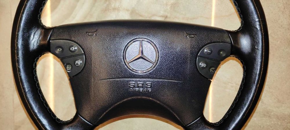 Мултиволан за Mercedes W210 /W208/W124/W127