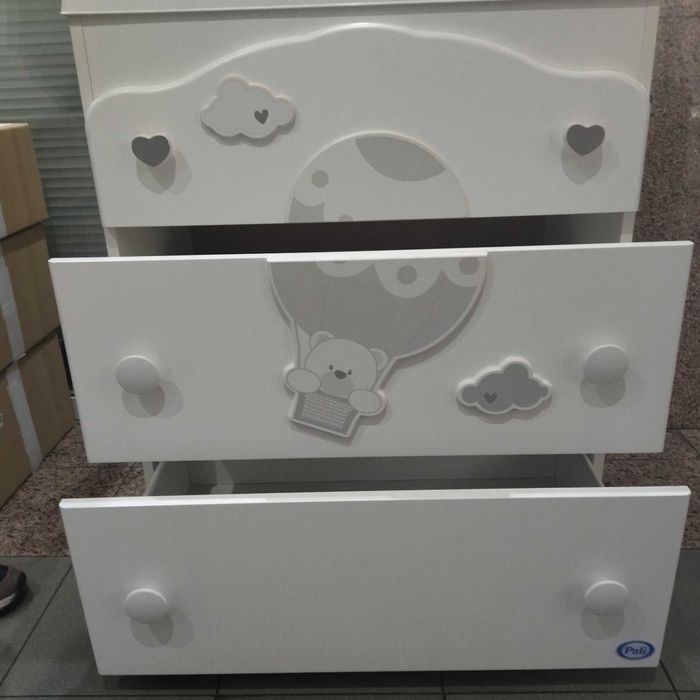 Шкаф с вана и библиотека за детска стая