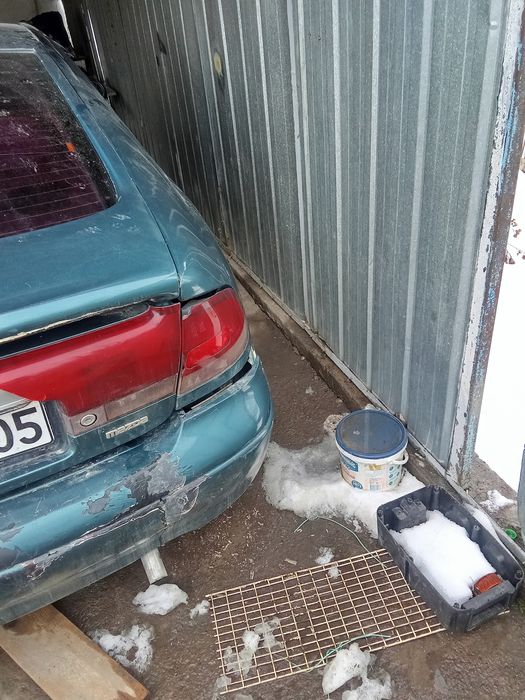 Продам Мазду состояние среднее