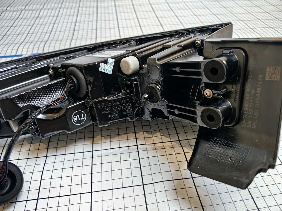 Leapmotor C16  Л/П задняя фара с защитой OEM В наличии