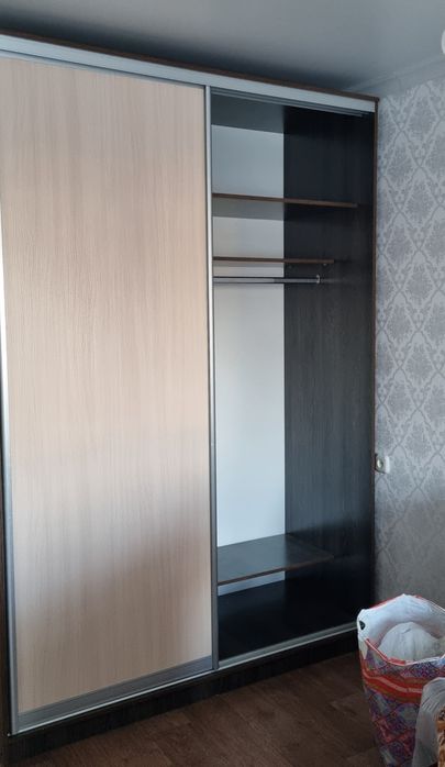 Продам шкаф и прихожку