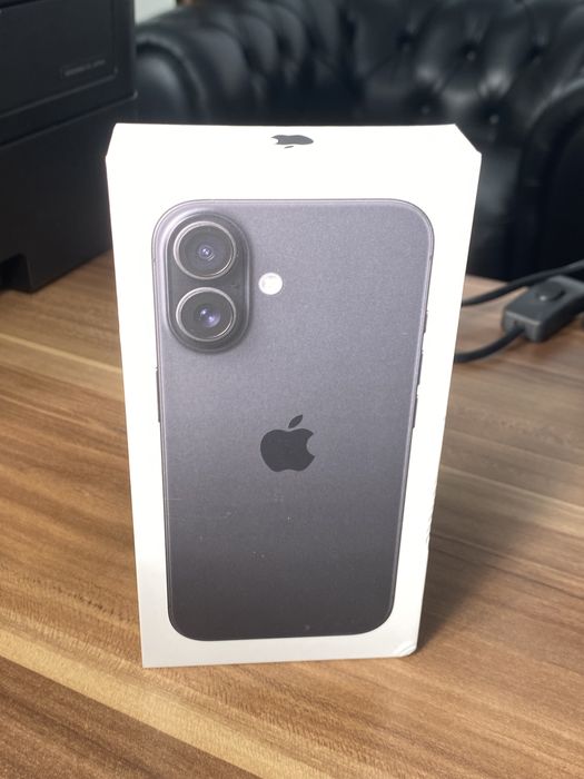 iPhone 16• 128 GB • Black