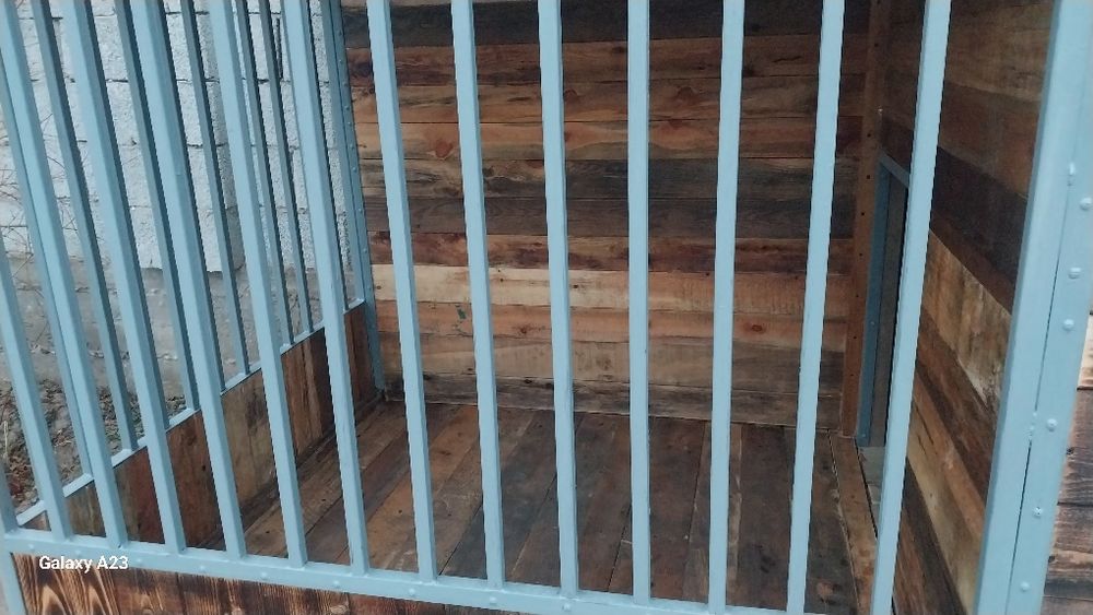 Вольер сатылады срочно