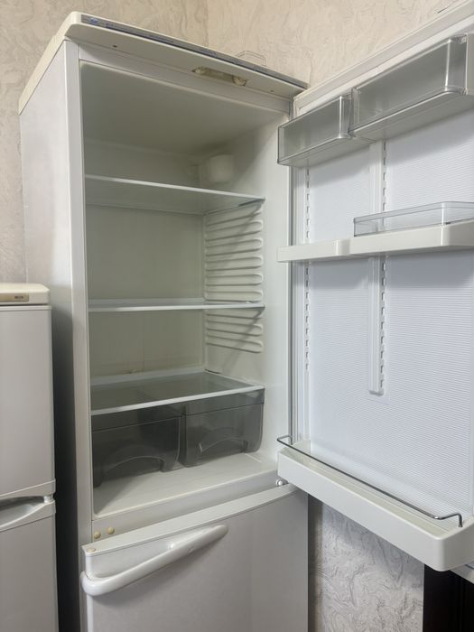 Холодильник рабочий