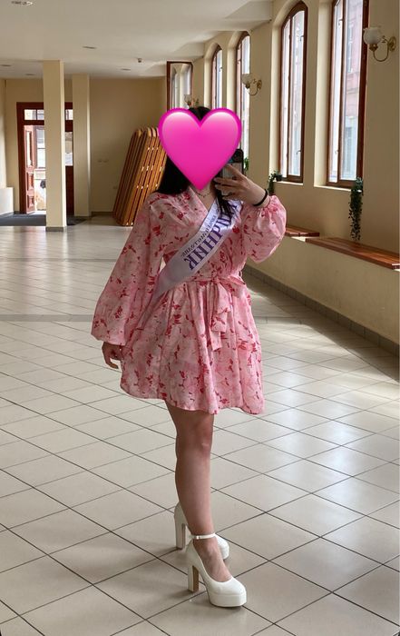 Продавам рокля и обувки