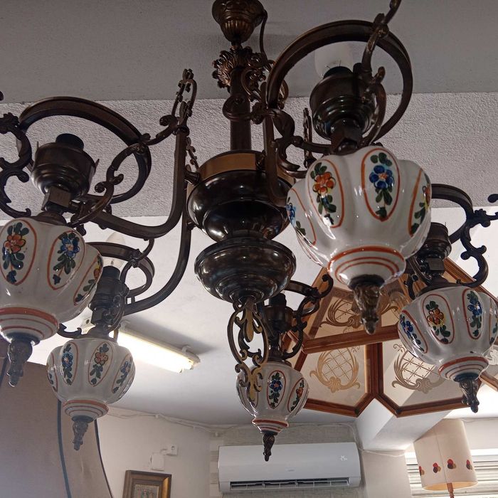 Артикулите са внос от Франция, всички неща са по 120евро