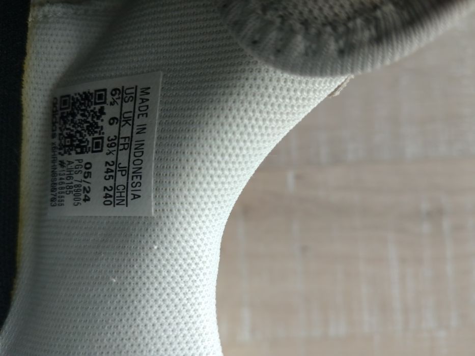 adidași Adidas,marimea 38.5