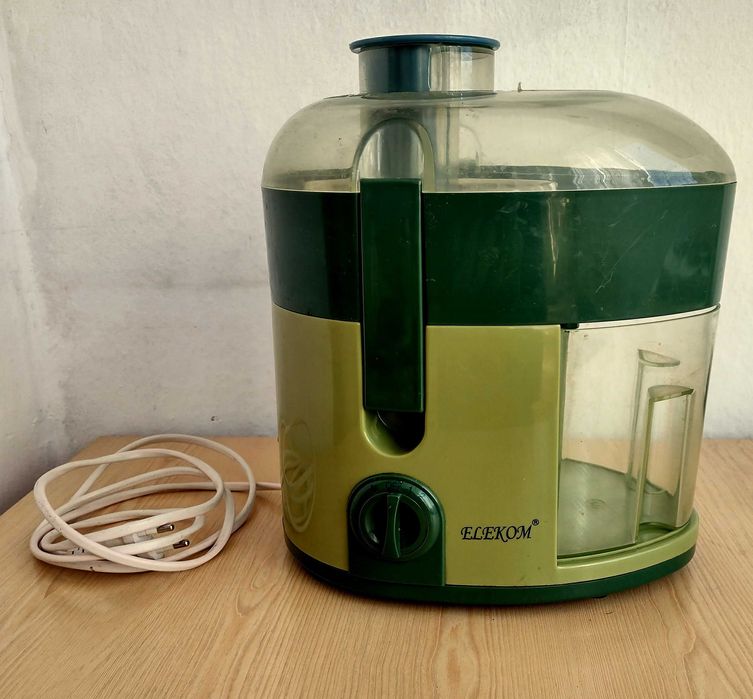 Сокоизтисквачка ELEKOM