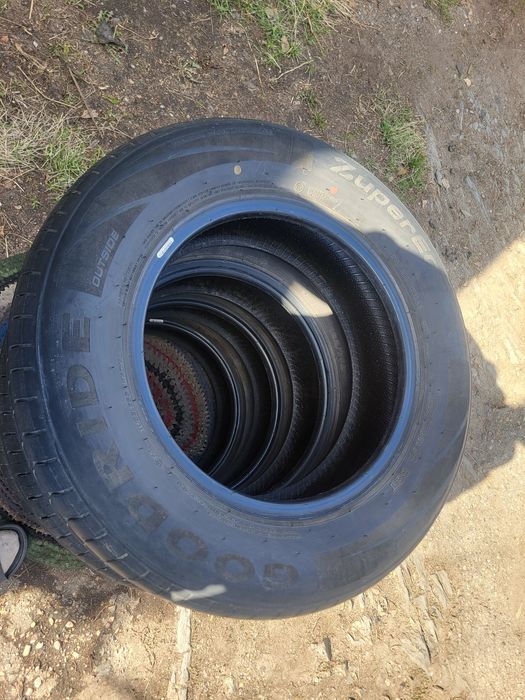 Продам комплект шин