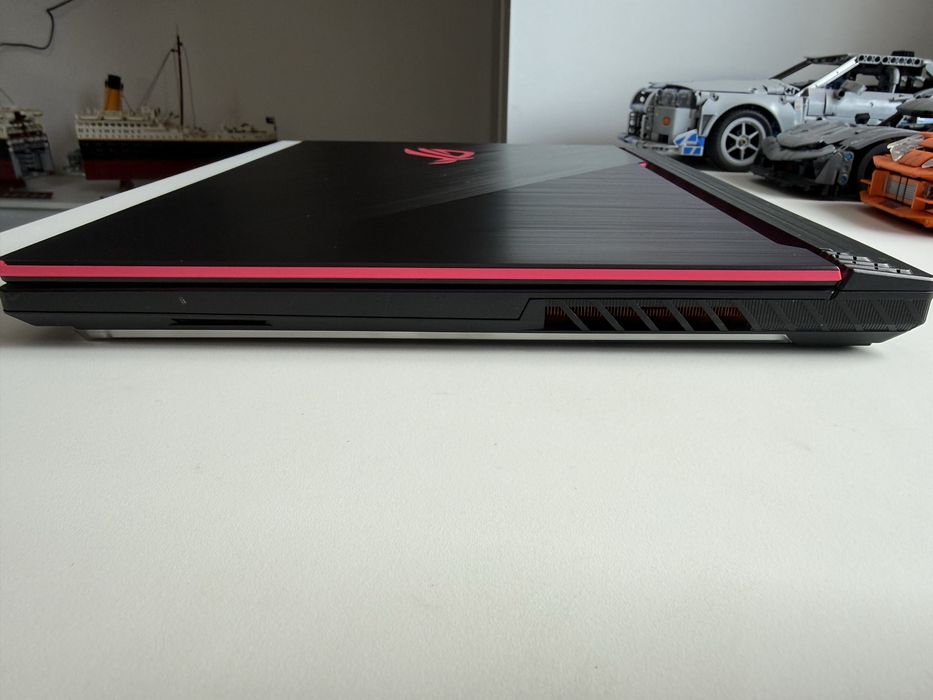 Laptop Gaming Asus Rog G512LV