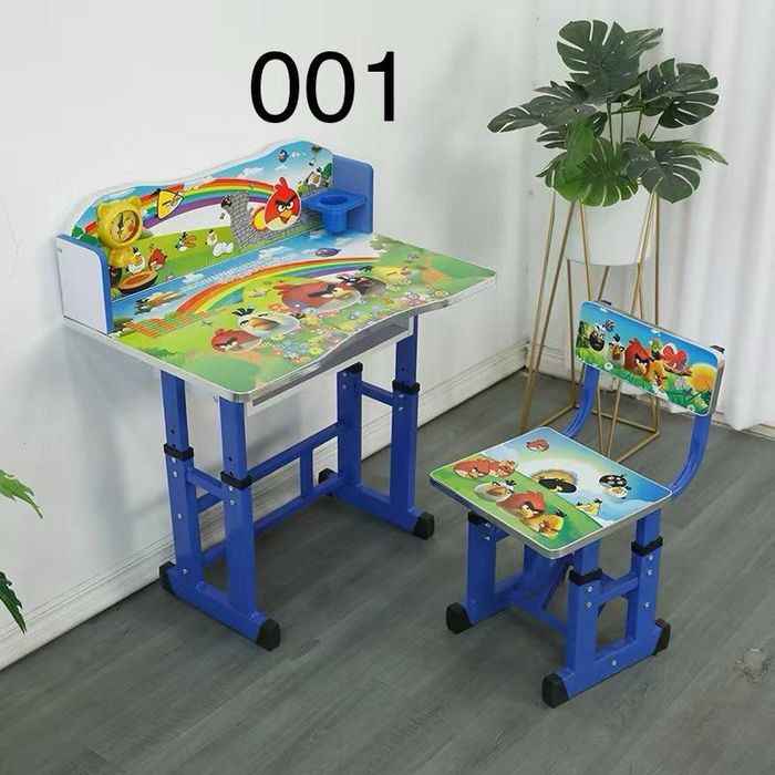 Растущая парта в комплекте со стулом
