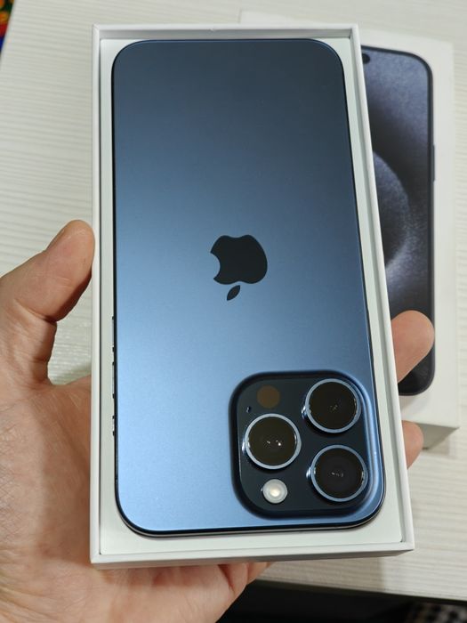 iPhone 15 Pro Max 256 gb akb 89