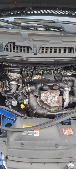 Vand motor Ford c-max 1.6 tdci 109 cp G8DB  Motor cu proba