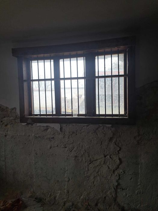 Дървени прозорци - тип битови