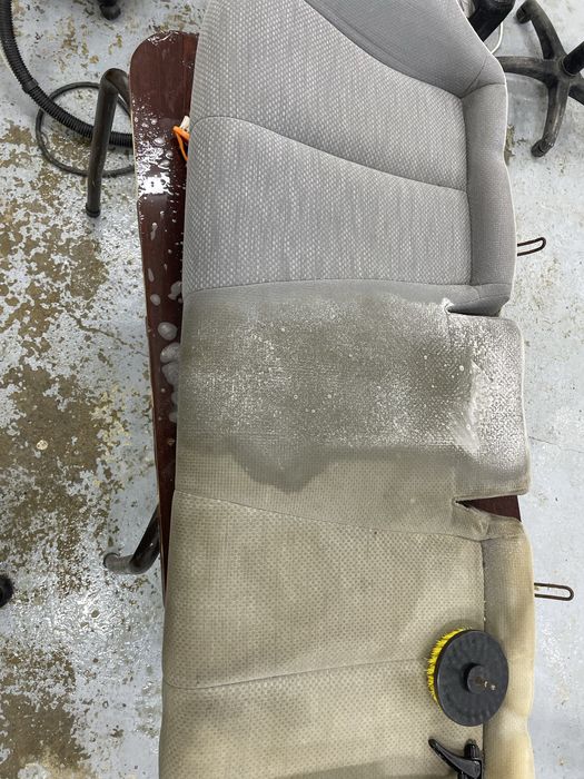 Химчистка автомобиля.Мойка.