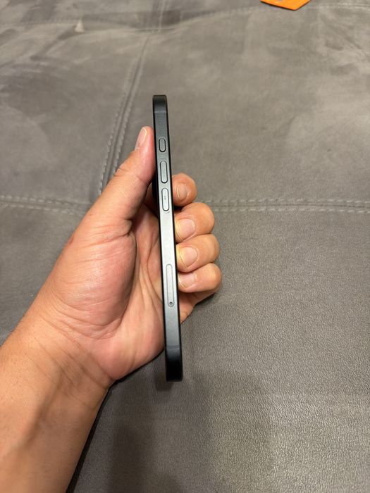 Vand iphone16 128 GB
