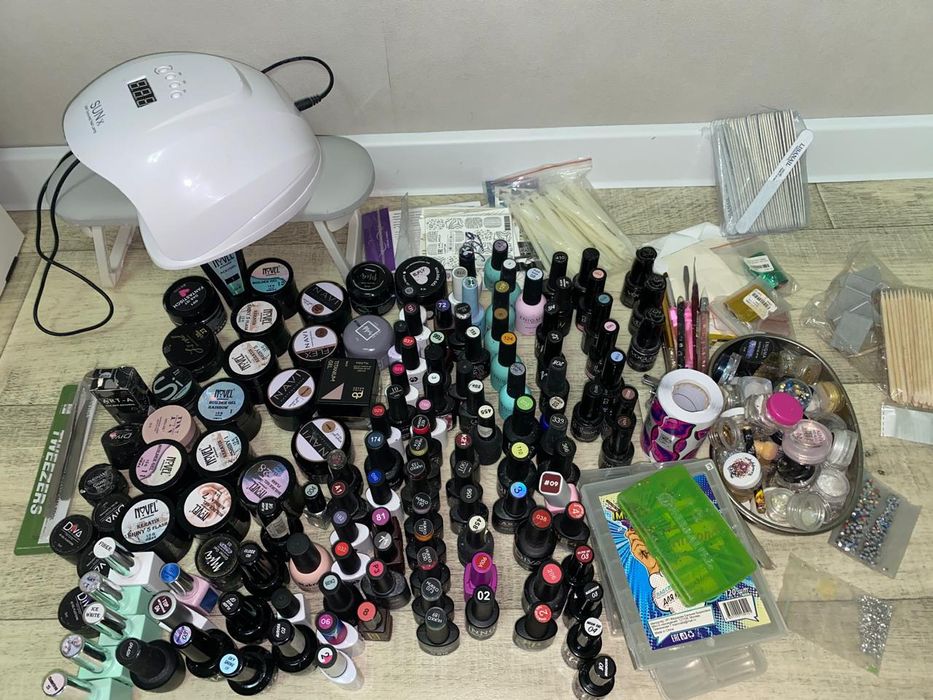 Материалы для Нейл мастера